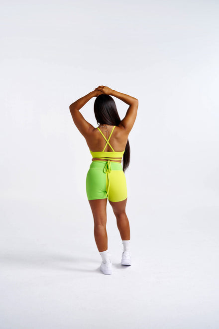 Dual-tone colour blocking
