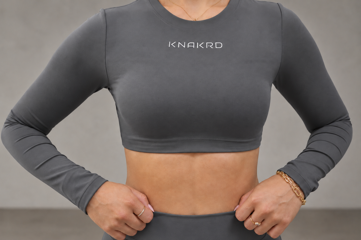 FLUX Backless Long Sleeve Crop Top - FLUX Backless Long Sleeve Crop Top