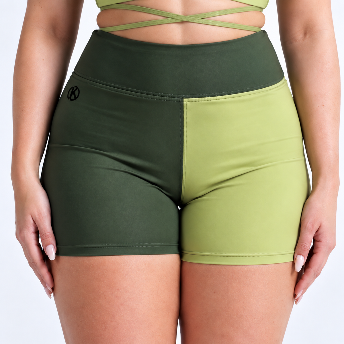 VIVID Bra + Shorts Set - Jungle Femme Green